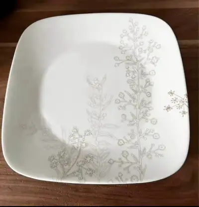 6 Large Corelle/ Corning Ware Plates, View more