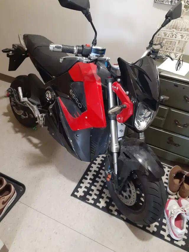 EMMO KNIGHT TURBO 72V EXCELLENT BATTS. in eBike in London - Image 4