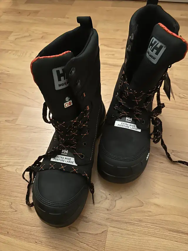 Bottes de travail pour Homme in Men's Shoes in Laval / North Shore - Image 4