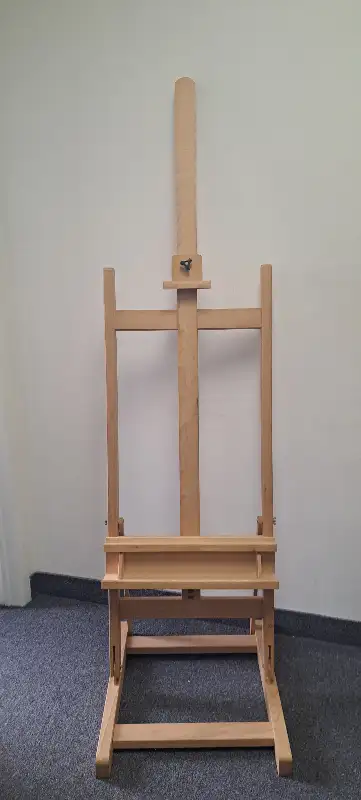 Grand chevalet d'atelier d'artiste neuf 425,00 $+ taxes Il s'agit d'un grand chevalet de studio en b...