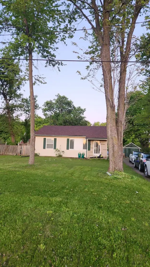 3 Bedroom and 1 Bathroom House Available for Rent