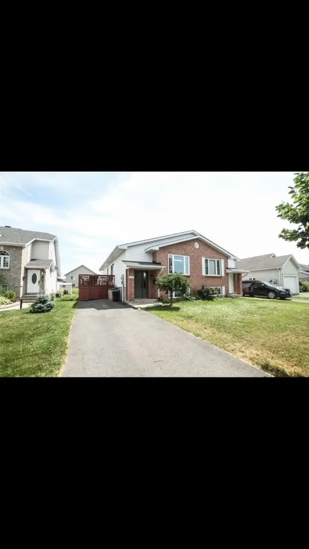 4 Bedroom Semi-Detached for Rent Nov 1,2026