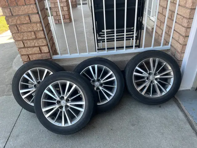 Bridgestone All-season Tires with Rims - 205/55/16 in Tires & Rims in Hamilton - Image 3