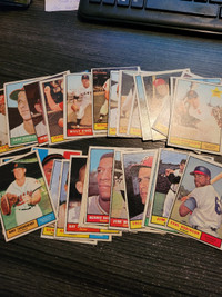 lot of 75 1961 Topps Baseball cards