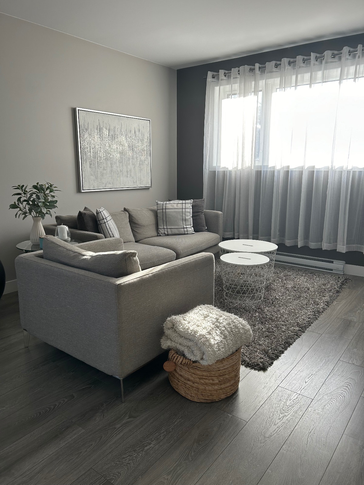 Logement 5 1/2 Rez de jardin — photo 3