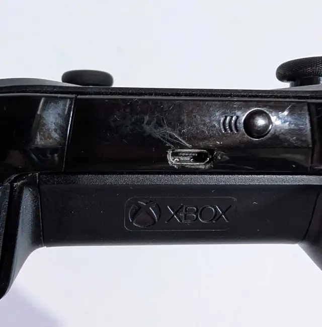 Xbox One Wireless Controller Black Model 1708 Bluetooth 585553068468490248