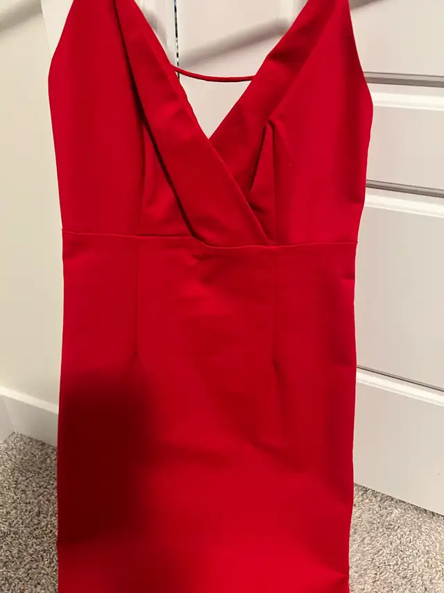 NEW RED DRESS62863285702145122