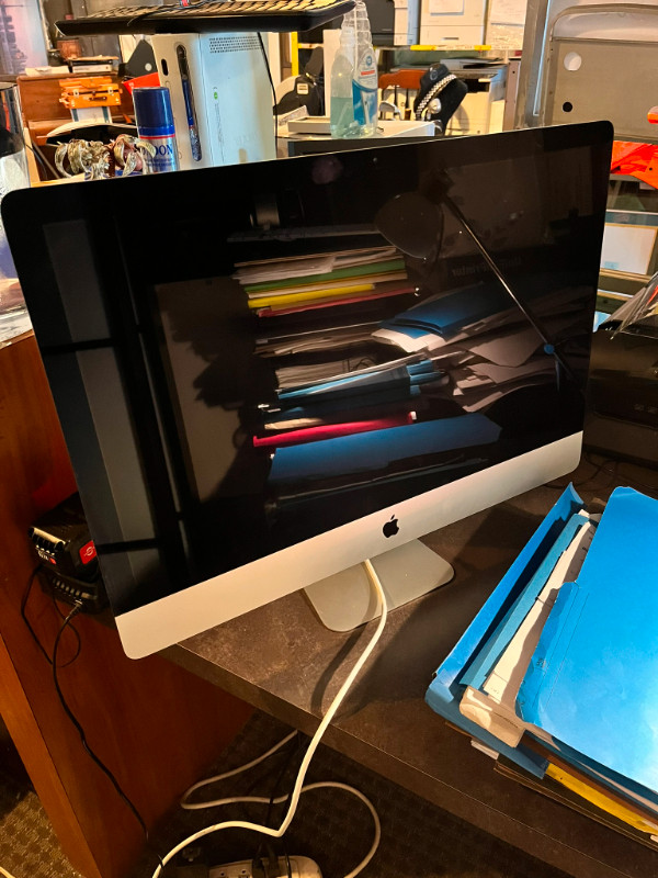 iMac 27" (Retina 5k, 2017) in Desktop Computers in Burnaby/New Westminster