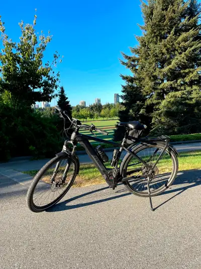 Cube Kathmandu Hybrid EXC 625, View more
