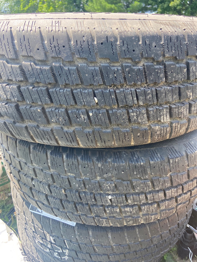 225/60R18. Tires and rims in Tires & Rims in Owen Sound - Image 2