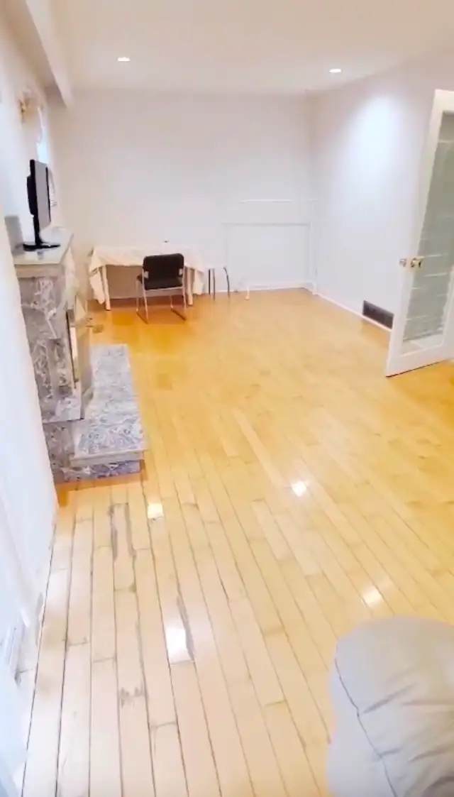 Shared Room for Rent (Female Only) in Room Rentals & Roommates in City of Toronto - Image 3