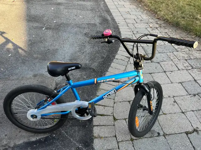 Decbl 20” Reverb bike bicycle for kids in Kids in Markham / York Region - Image 7