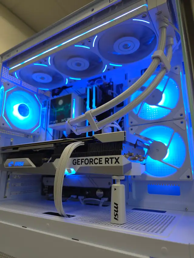 Beast Gaming PC -Ryzen 7 9850X3D - RTX 4080 - 32GB RAM - 1TB SSD in Desktop Computers in Oakville / Halton Region - Image 6