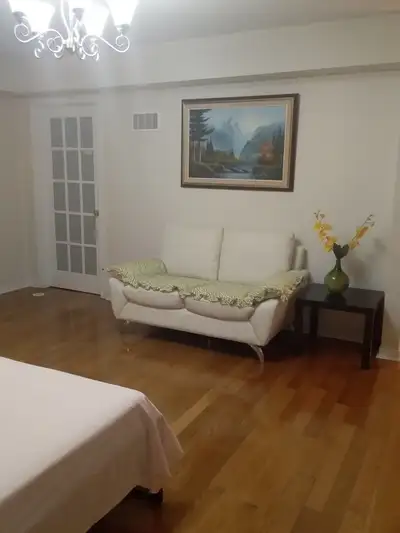Location: Danforth Rd./ Birchmount Rd. Post code: M1L 0B3, rent: $950/month * Rent period start from...