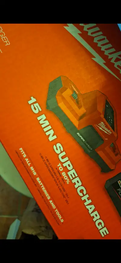 Milwaukee m18 dual Supercharger new, View more