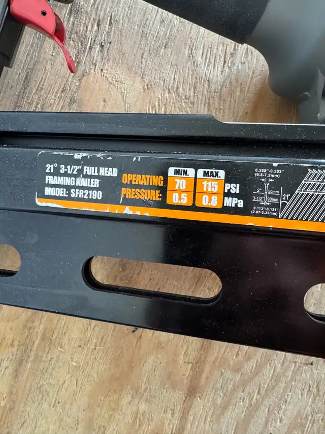 21 Degree Framing Nailer in Power Tools in Barrie - Image 3
