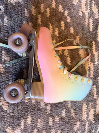 roller skates, View more