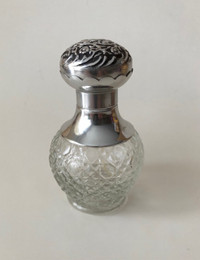 Vintage Victorian Crystal Silver top Avon spray empty perfume