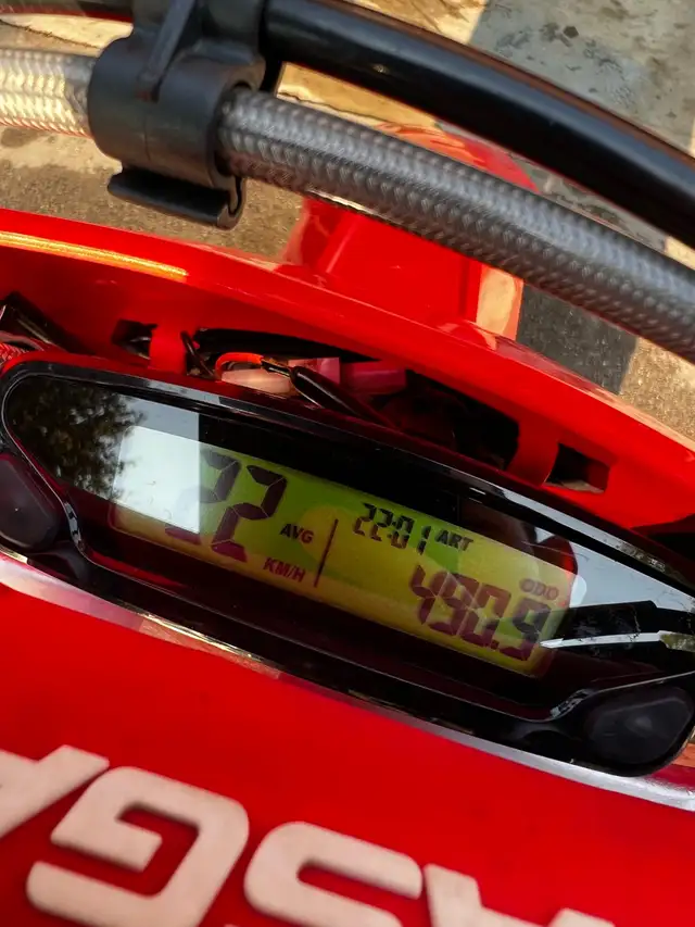 2023 GasGas EC250 TPI in Dirt Bikes & Motocross in Markham / York Region - Image 4