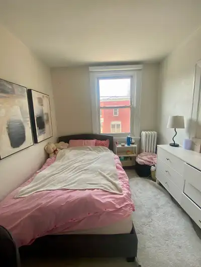 Room for Rent – 591 O’Connor Street, Ottawa (The Glebe) Available from May 1st to August 28th, with...