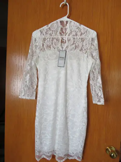 DRESS: White Lace Overlay NEW with Tag Perfect Last Grad Dress, View more