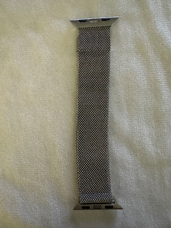 New Milanese Loop watch band for Apple Series 8 in Jewellery & Watches in Mississauga / Peel Region - Image 2