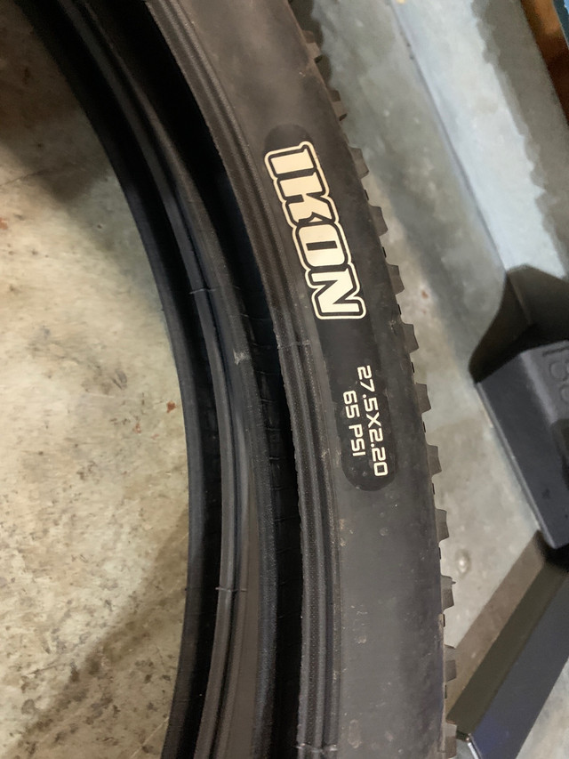 Maxxis Ikon 27.5 x 2.2 MTB tire $20 each in Frames & Parts in Moncton - Image 2