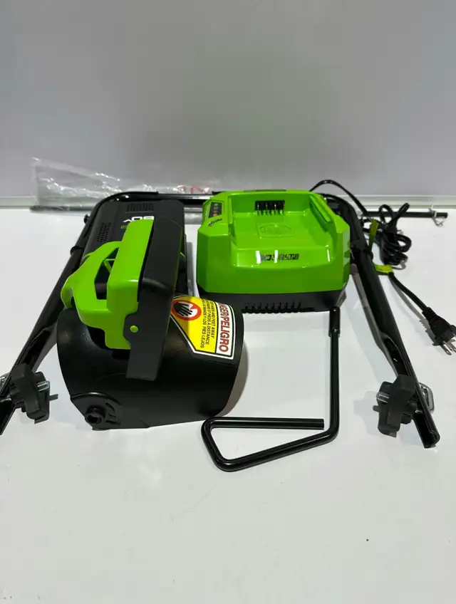 Snowblower - Greenworks PRO in Snowblowers in City of Toronto - Image 4