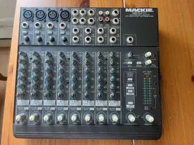 Console Mackie 1202 VLZ, View more