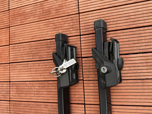 2 bars SportRack Frontier 52 pouces  in Auto Body Parts in Longueuil / South Shore - Image 5