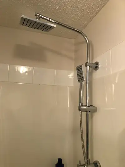 Handyman services available/ plumbing /electrical / drywall / flooring / painting / sump pumps / fur...