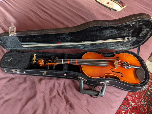 Antonius Stradivarius Viola VA17E – 13 inch. in String in Edmonton