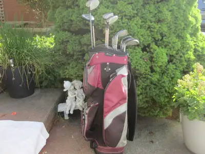 Women's Right Hand 14-pc. Golf Set (Tour Model) with Cart Bag, View more