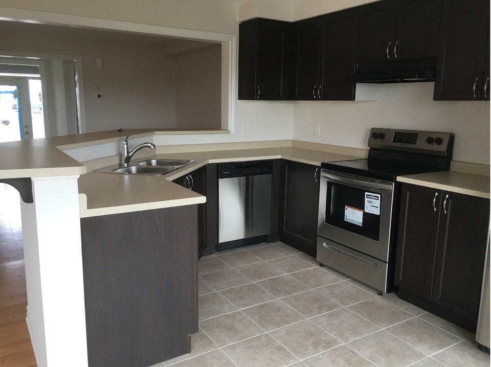 Kanata South 3bed/3bath house for Rent Dec. 1st 2