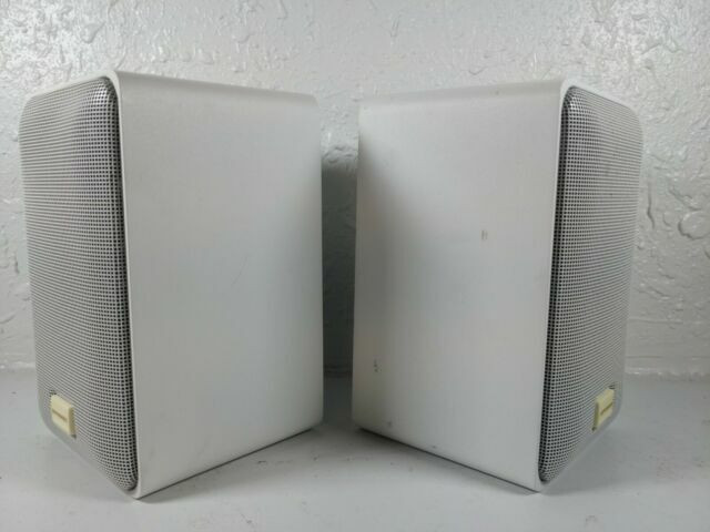 OPTIMUS Pro X44AV White BOOKSHELF Speakers in Speakers in Kelowna - Image 3