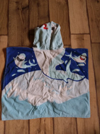 Toddler poncho shark towel