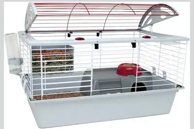 Cage pour lapin débutant, je la vends car je n'en ai plus besoin après avoir acheté un modèle plus r...
