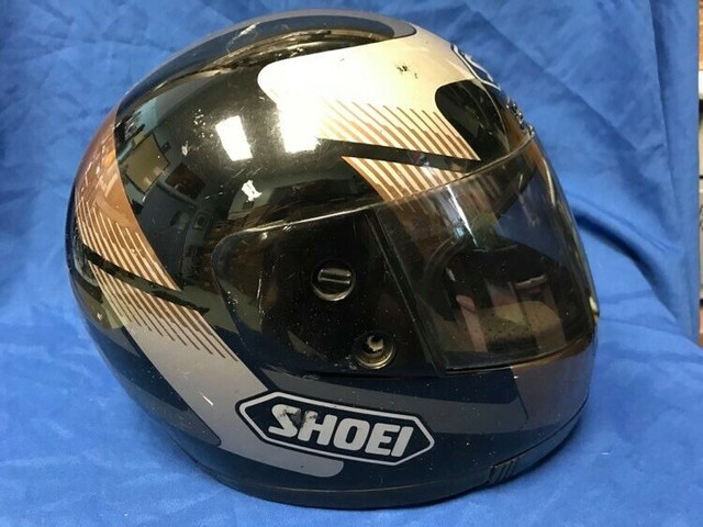 AS IS Used Shoei Motorcycle helmet Large 7-3/8 - 7-1/2 in Motorcycle Parts & Accessories in Oakville / Halton Region - Image 2