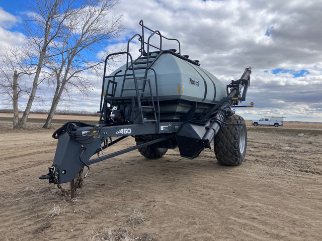 Flexi coil 3450 air cart in Farming Equipment in Lloydminster