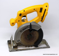 DEWALT 18V CIRCULAR SAW (TOOL ONLY)DC390