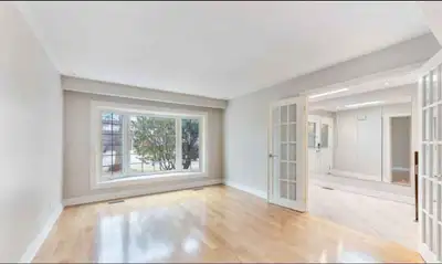Spacious Room for Rent – 5–10 Minutes from Seneca College A huge, bright furnished private room is a...