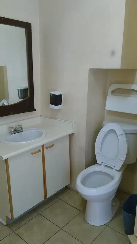 Room for rent House Apartment Rental St Catharine, Fort Erie in Room Rentals & Roommates in City of Toronto - Image 7