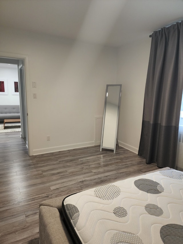 *Bel appartement d’une chambre rénové pour emménager IMMÉDIAT* — photo 2