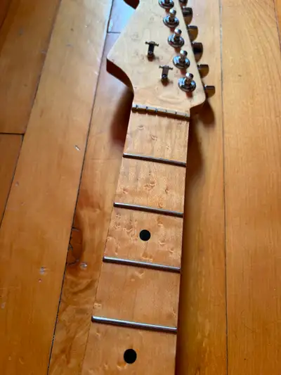Warmoth Strat neck with reverse headstock, View more