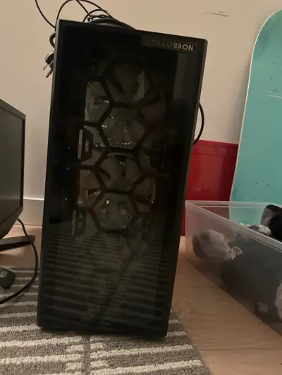 STGAUBRON gaming computer, View more