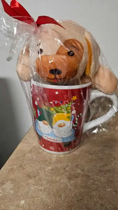 Holiday mug/ tasse fêtes, View more