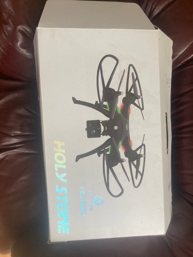 holy stone hs300 drone