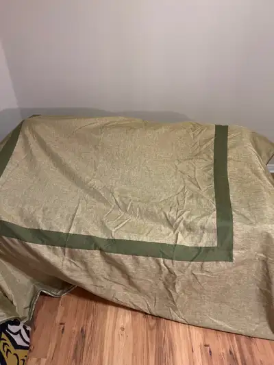 King duvet cover and 3 matching pillow case covers, View more