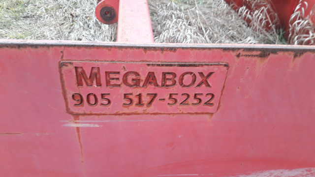12ft Mega box 3 point box scraper in Heavy Equipment in St. Catharines