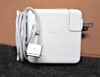 45W Macbook Air Charger ⎮ Magsafe 2 ⎮Bit of fray on Cable